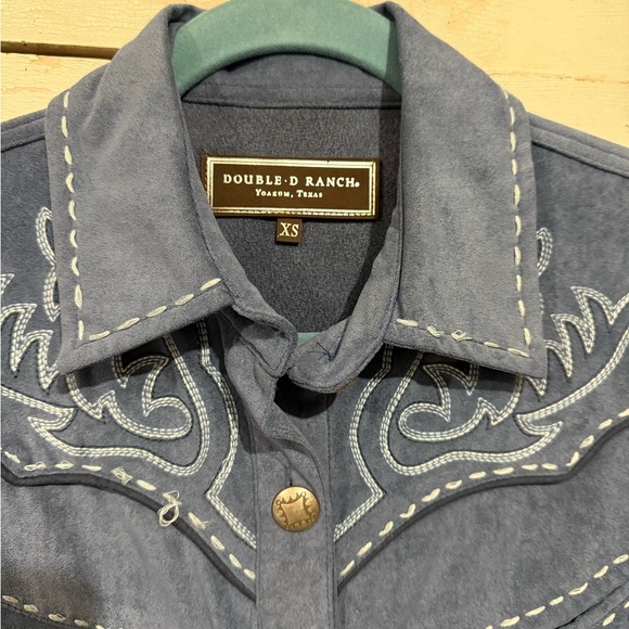 Double D Ranch Faux Suede Blouse Size XS - Picture 5 of 7